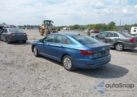2019 Volkswagen Jetta 1.4T R-Line/1.4T S/1.4T Se z USA, uszkodzony, nr VIN 3VWC57BU6KM210736